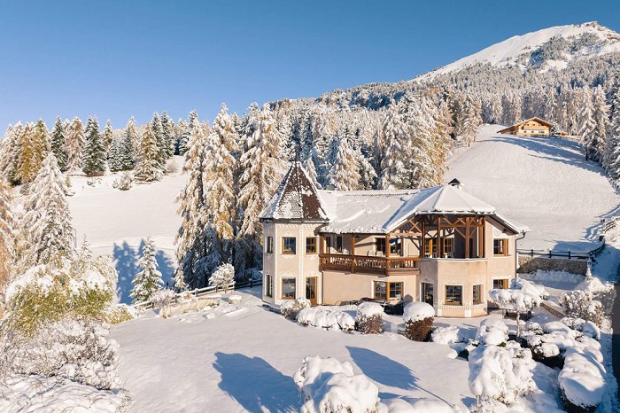 Apartments La Rojula